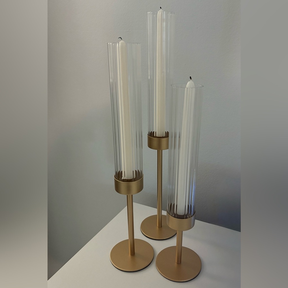 Elegant Gold Candle Holder Set